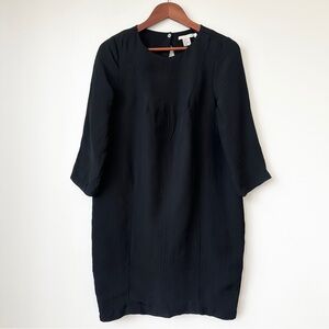 H&M | LONGSLEEVE SHIFT MINI DRESS WITH LARGE BACK KEYHOLE AND DARTED SEAM BODICE